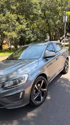 VOLVO XC60 2.0 T5 R DESIGN TURBO GASOLINA 4P AUTOMÁTICO